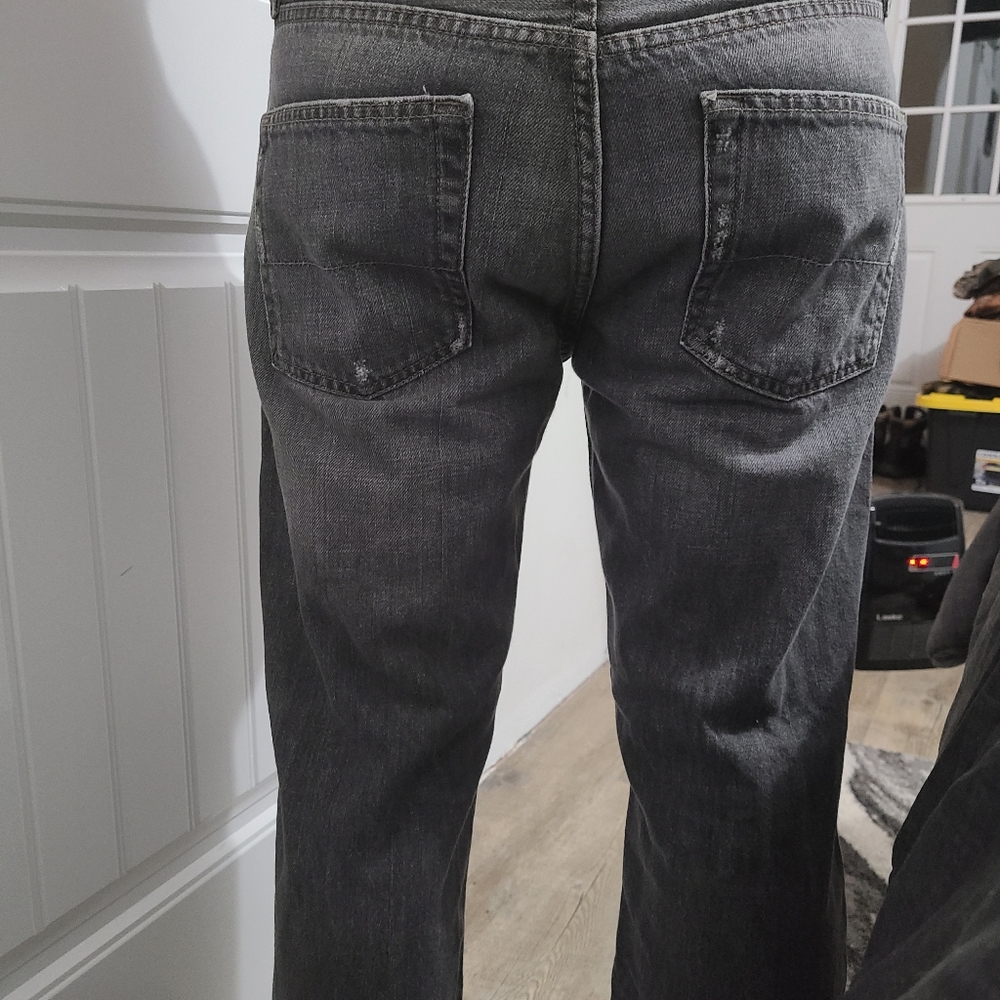 Bullhead Jeans - Picture 2 of 4